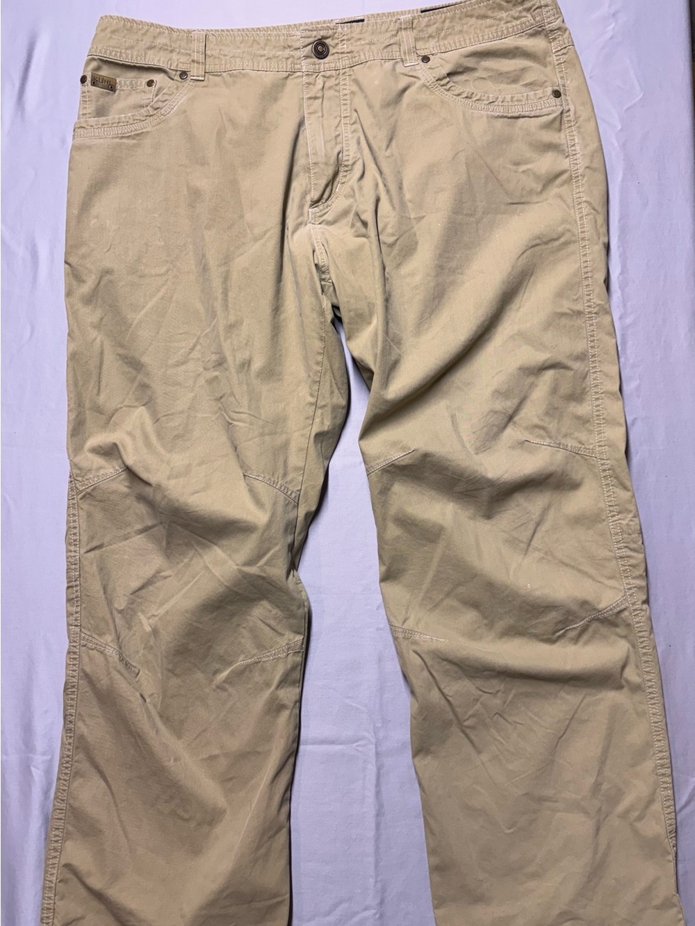 Kuhl relaxed fit Khaki Chinos outdoor hiking Tan Men’s size 38 - Picture 1 of 4